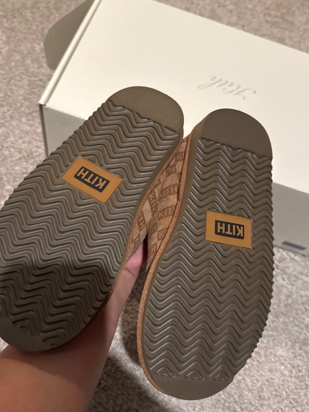 Kith Slides - Picture 3 of 5